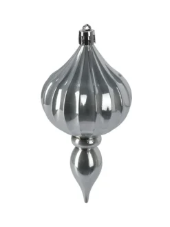 Weihnachtskugeln in silbern