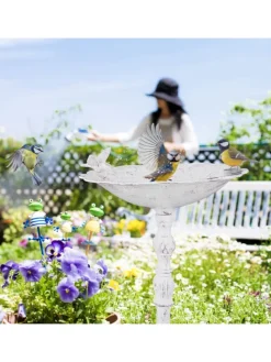 Wildvogeltränke in Weiß