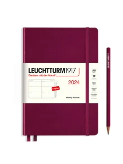 Wochenkalender in Bordeaux - (B)14,5 x (H)21 cm, ENG