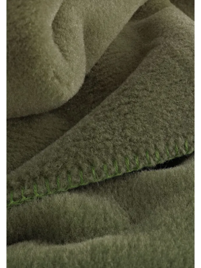 Wohndecke Wool Feel in mossy