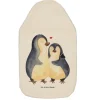 Wärmflasche Pinguin umarmen ohne Spruch in Weiß