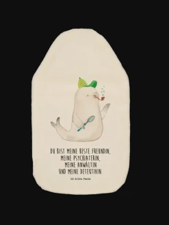 Wärmflasche Robbe Sherlock mit Spruch in Weiß