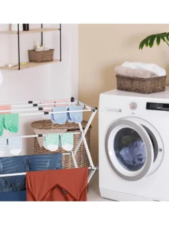 Wäscheständer in Weiß