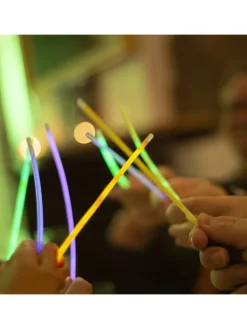 100x Knicklichter in 7-Farb-Mix